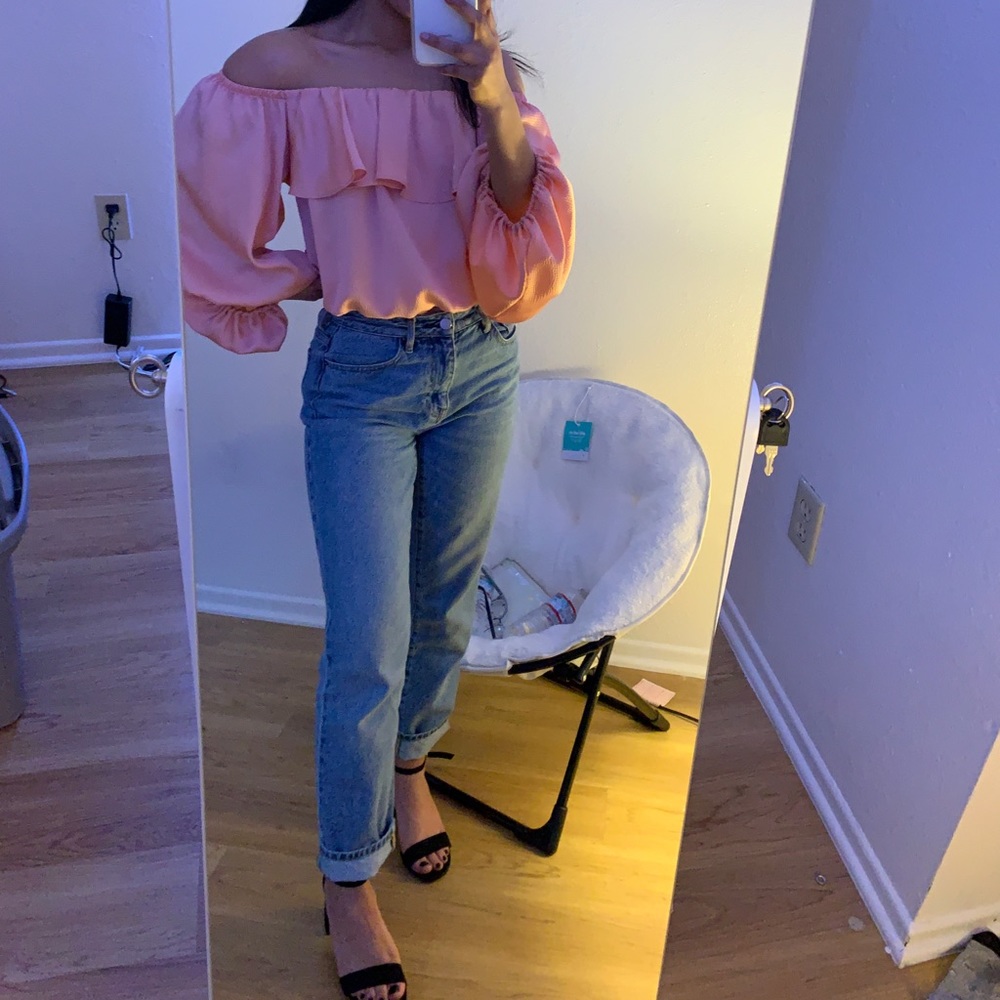 Pink off the shoulder brand new top